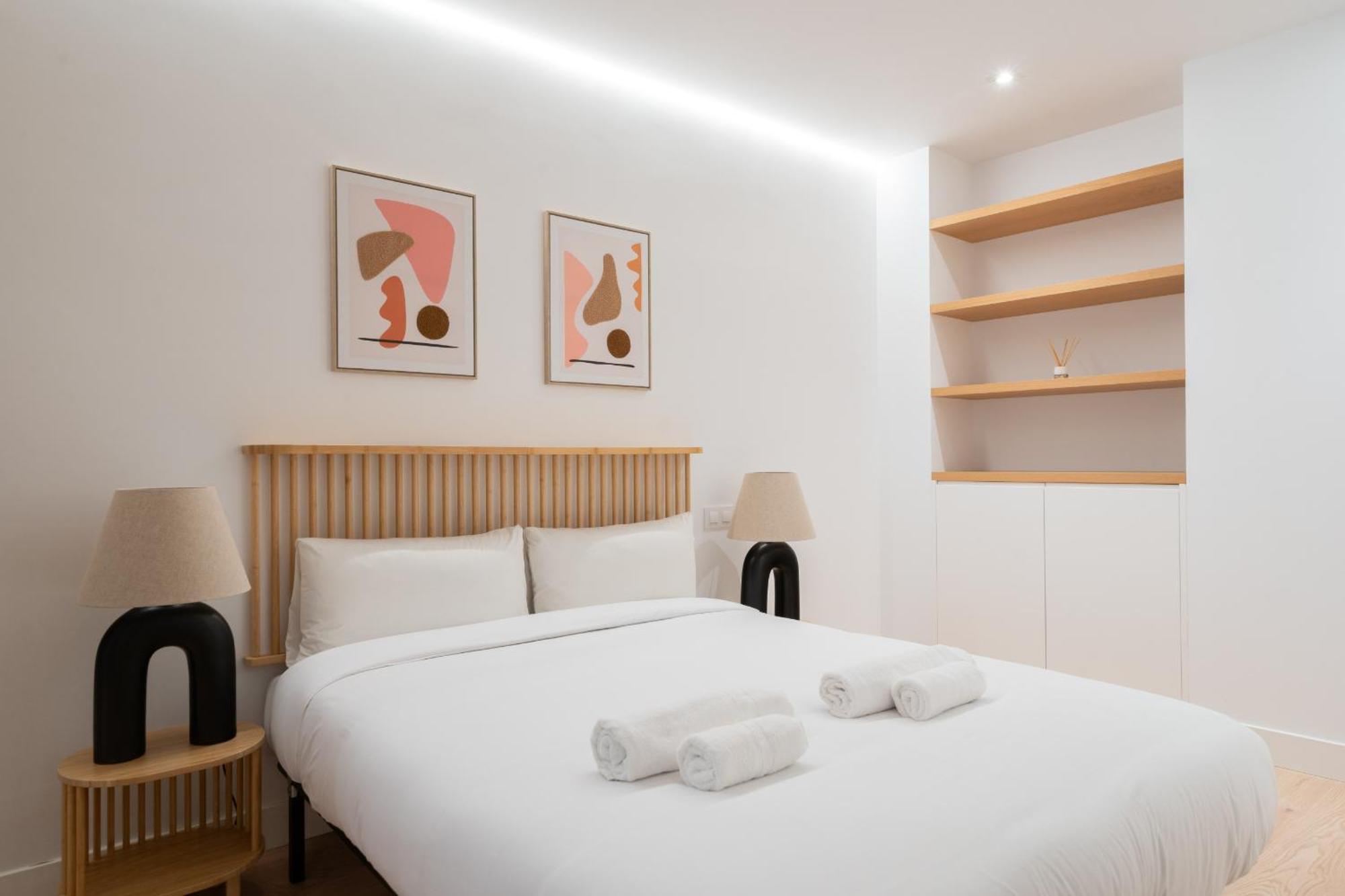 Apartamento Reformado Para 6 Personas En Plena Gran Via Alquiler Temporal Madrid Exteriér fotografie