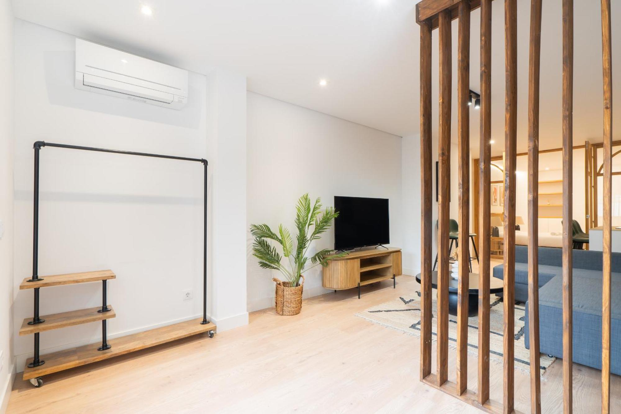 Apartamento Reformado Para 6 Personas En Plena Gran Via Alquiler Temporal Madrid Exteriér fotografie